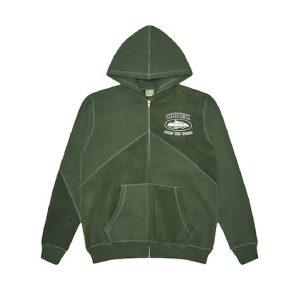 Corteiz Superior V2 Zip Up Hoodie – Forrest Green, rich forest green colour and zip-up design make it a trendy and versatile choice for any wardrobe.