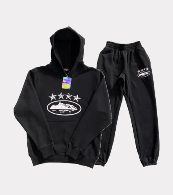 Corteiz Tracksuit CRTZ, urban style and comfort with this contemporary tracksuit from Corteiz, perfect for a bold and modern look.