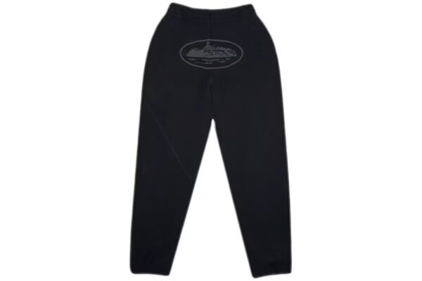 corteiz og alcatraz bottoms triple black